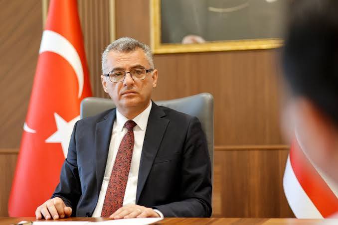Tufan Erhürman’ın üç mektubu Rum basınında geniş yankı buldu